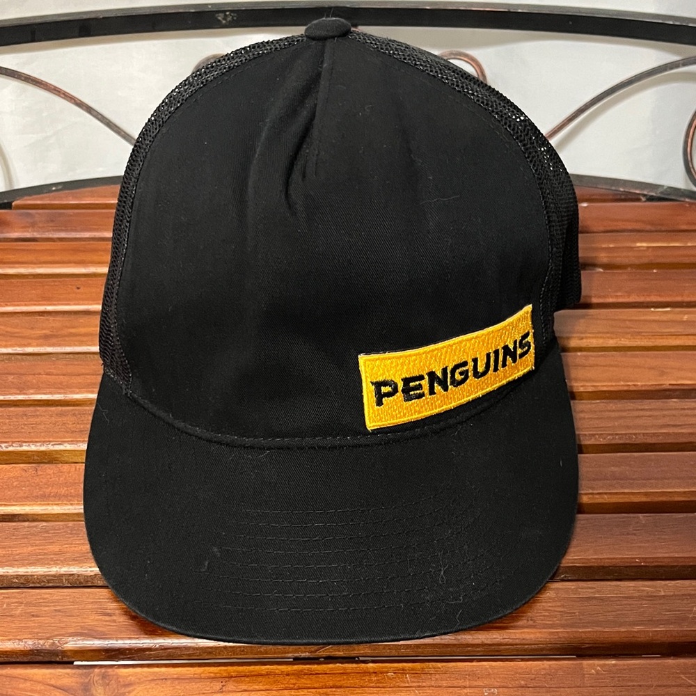 Original PittsburghPenguin Black and Yellow Trucker Hat